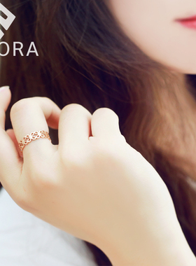 四叶草戒指女冷淡系钛钢高级感