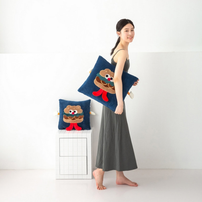 加厚牛奶绒贴布绣抱枕被折叠二合一靠垫被子午休毯子车载腰靠垫子,淘宝优惠券,粉丝福利购,淘宝优惠卷