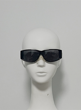 C和L 40227 女式不规则方框太阳镜 意产板材矩形大框修脸墨镜 INS