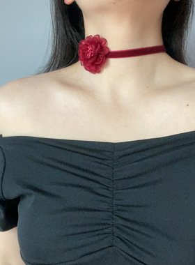 项圈女颈带网红锁骨链项链红色花新款夏季丝绒脖子配饰choker颈链