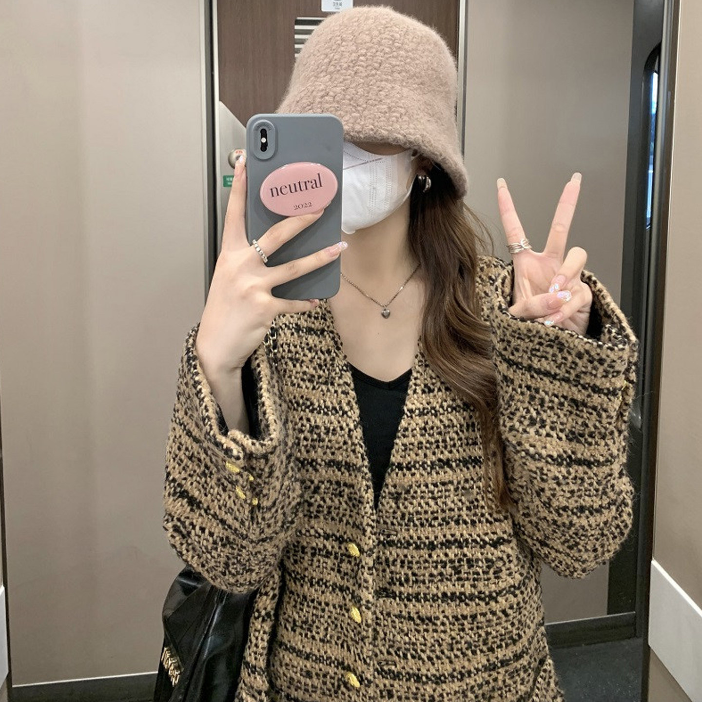 大码女装2025秋季胖妹妹复古时尚高级感名媛小香粗花V领编织外套,淘宝优惠券,粉丝福利购,淘宝优惠卷