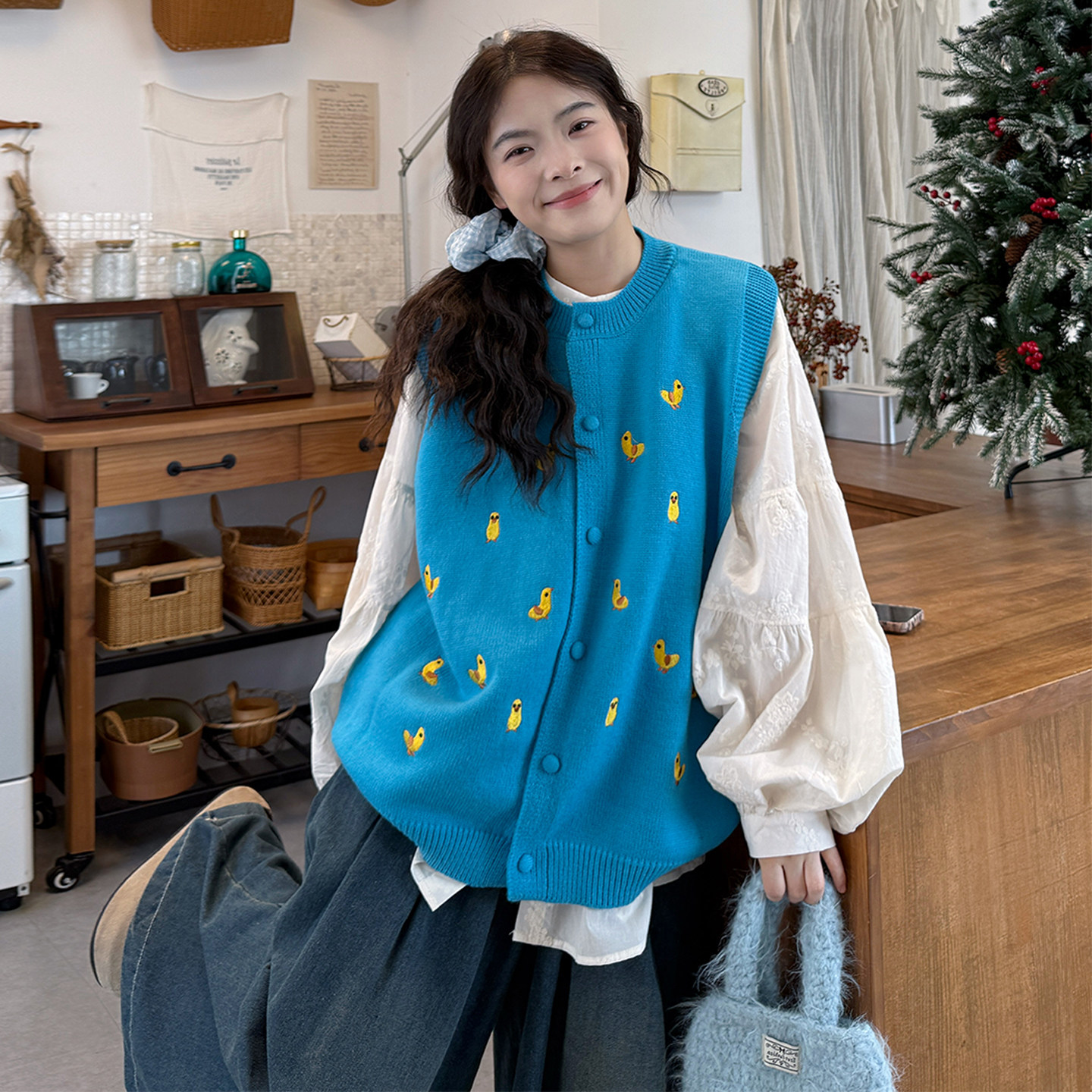 大码女装2026春新款胖mm显瘦一整套刺绣针织马甲+衬衣+阔腿牛仔裤,淘宝优惠券,粉丝福利购,淘宝优惠卷