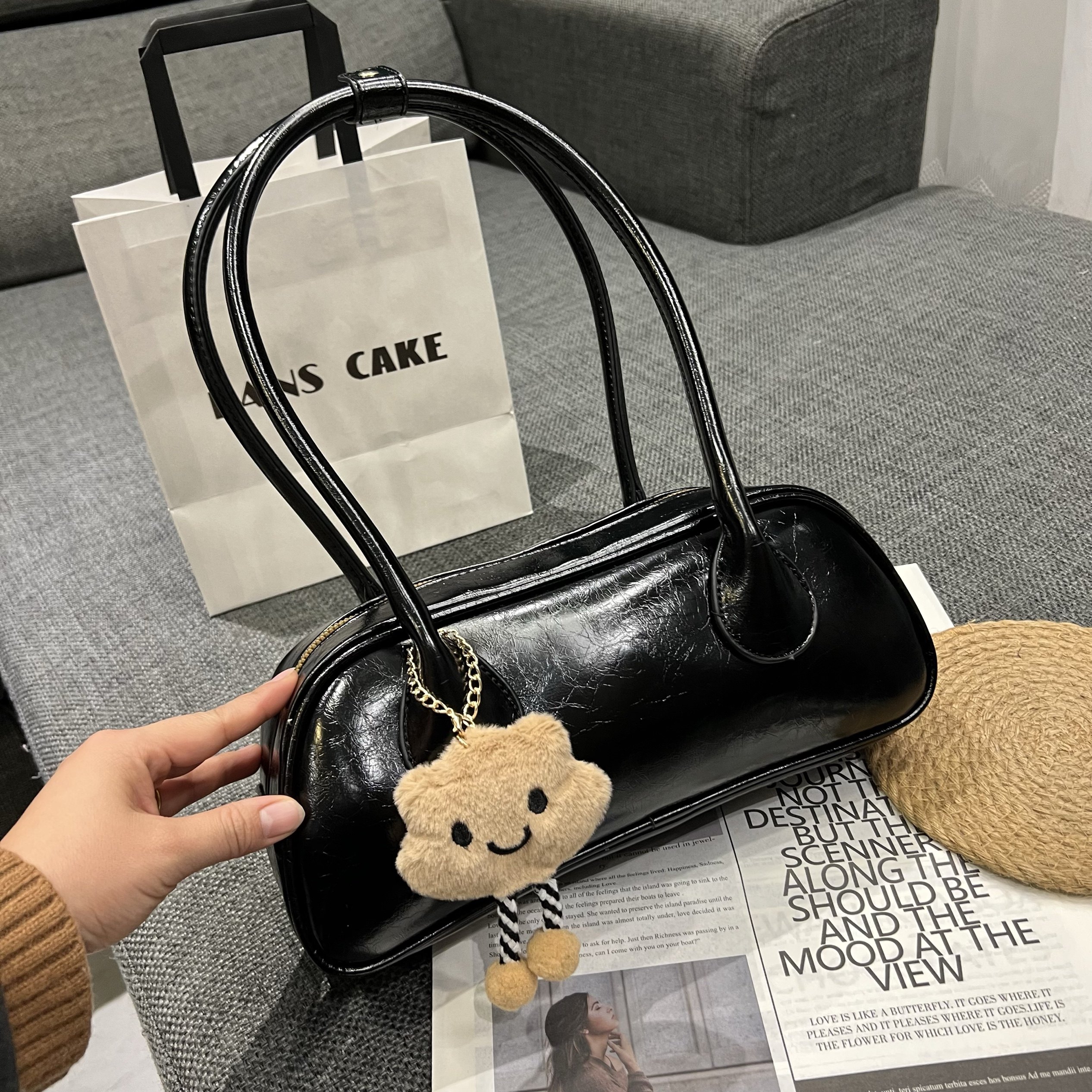 法式小众设计保龄球腋下包女2026新款高级感大容量手提单肩通勤包,淘宝优惠券,粉丝福利购,淘宝优惠卷