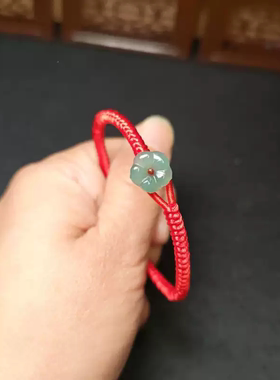翡翠花朵金刚结红绳手链小巧精致