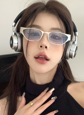 复古小众金属长方形未来感太阳镜