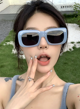 时尚大方框浅蓝色墨镜女防紫外线