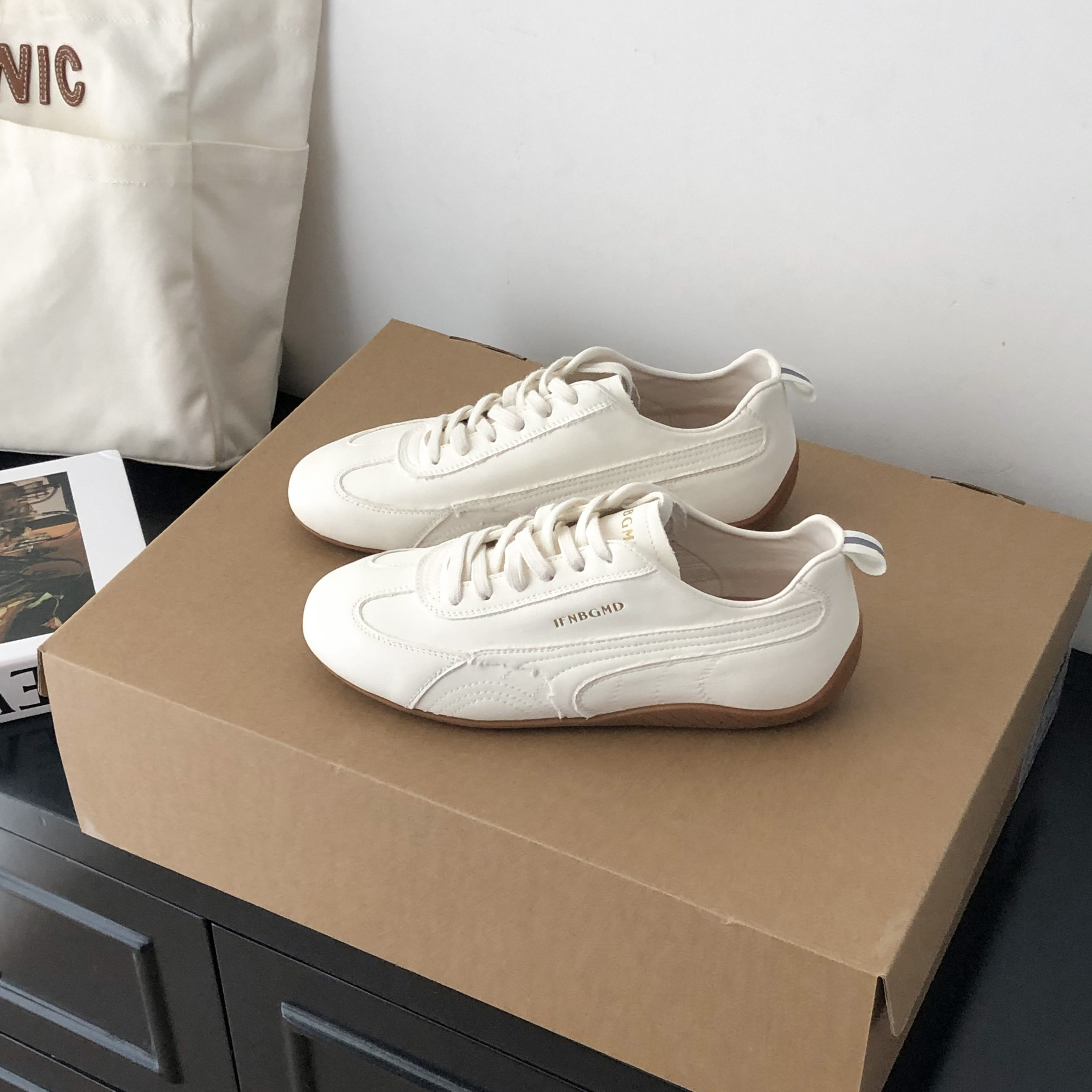 真皮平底软面德训鞋女2026春季新款软底舒适百搭休闲小白鞋板鞋潮,淘宝优惠券,粉丝福利购,淘宝优惠卷