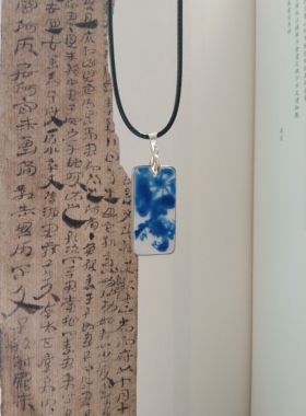 独家原创手绘贝壳镶嵌吊坠男女青花国画风个性饰品