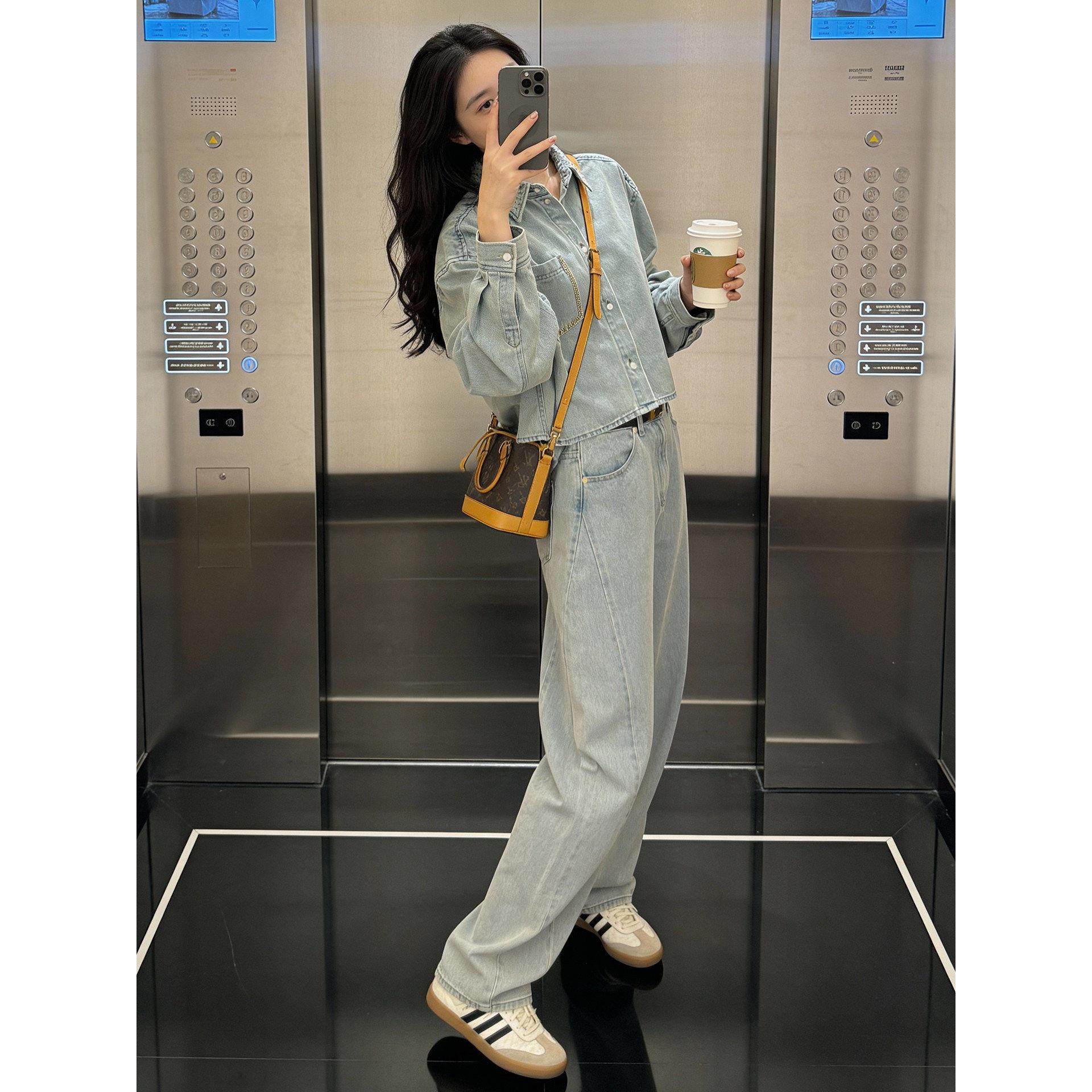 法单S家 2026春季法式设计感Polo领钉钻蓝色牛仔衬衫女上衣外套,淘宝优惠券,粉丝福利购,淘宝优惠卷