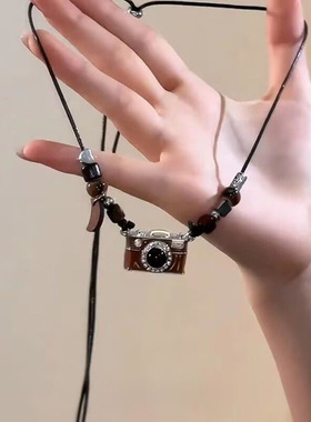 「记忆胶卷」复古棕色胶片相机项链秋冬新款长款滴釉可调节毛衣链