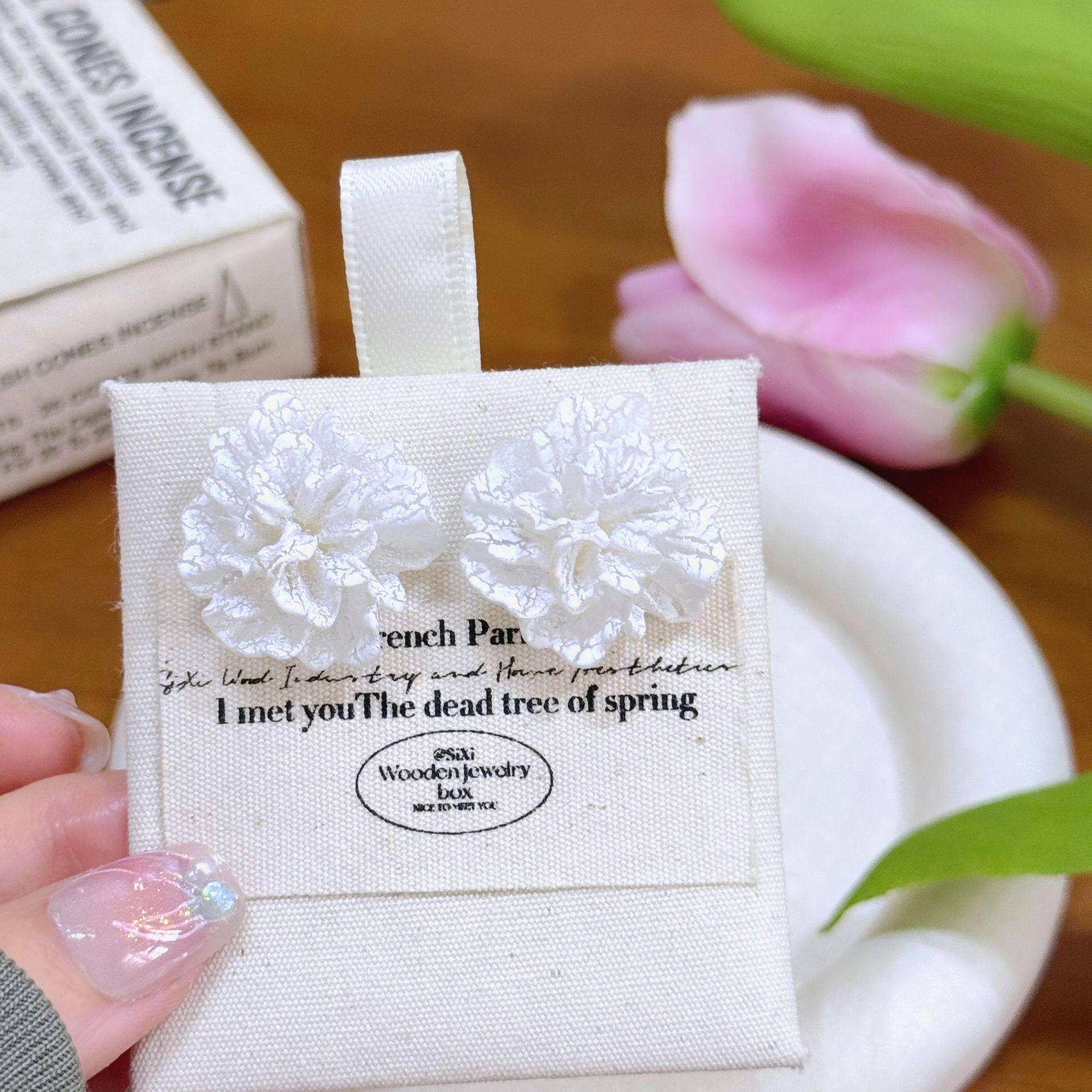 银针超仙白色山茶花耳钉小众气质简约甜美花朵耳环耳饰耳夹蚊香盘,淘宝优惠券,粉丝福利购,淘宝优惠卷