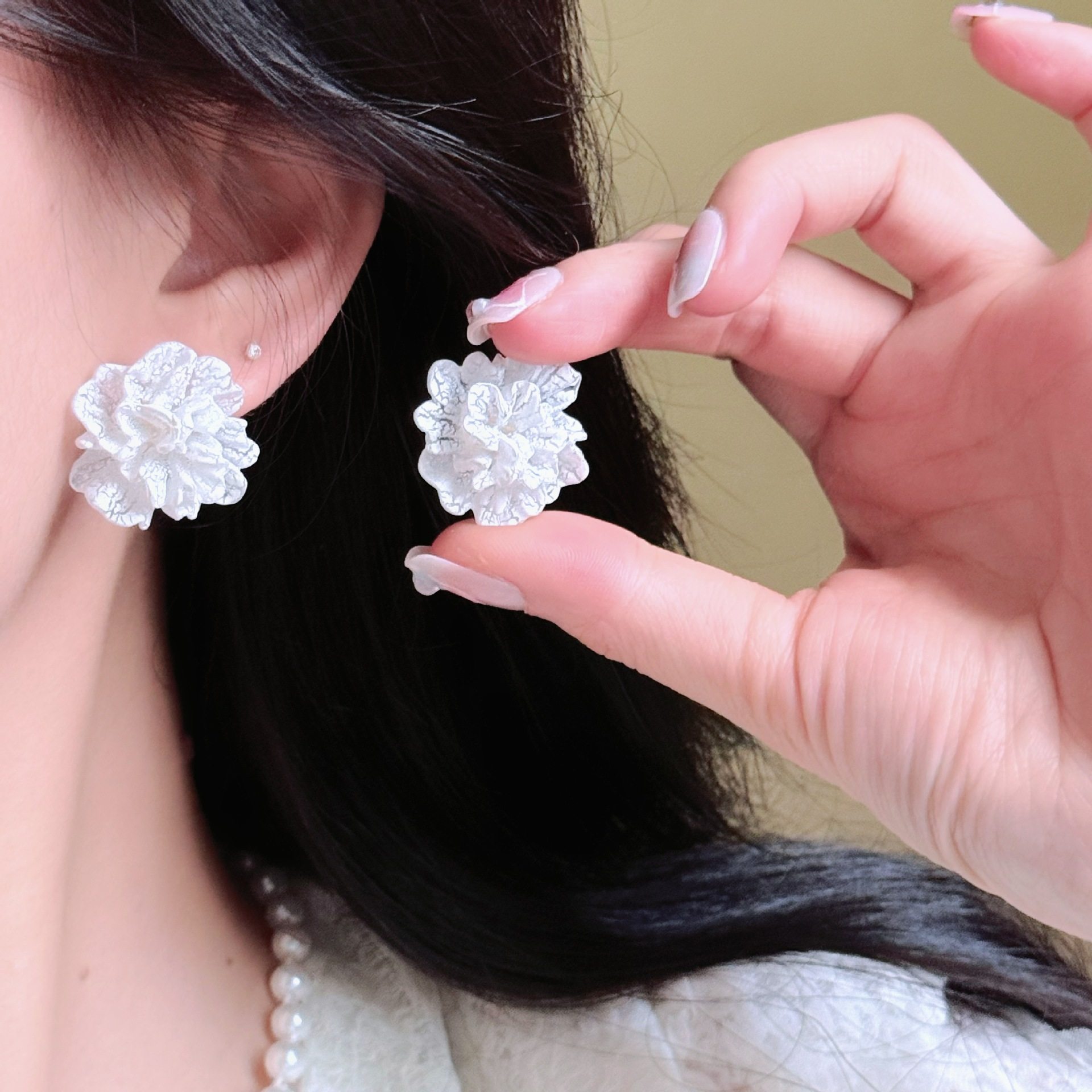 银针超仙白色山茶花耳钉小众气质简约甜美花朵耳环耳饰耳夹蚊香盘,淘宝优惠券,粉丝福利购,淘宝优惠卷