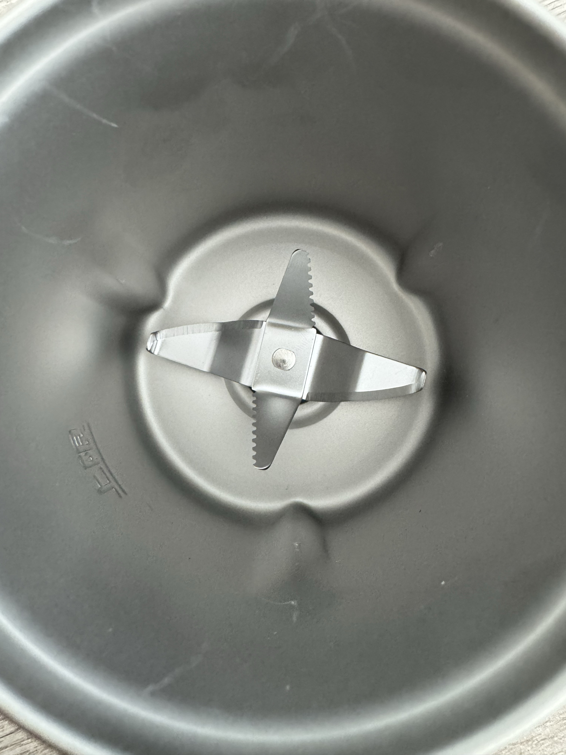 小熊粉碎机配件不锈钢粉碎FSJ-A03D1/A03E1研磨杯容器 - 图1