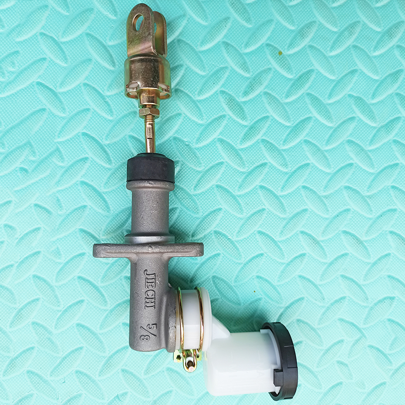 适用猎豹V31 V32 V33三菱帕杰罗骑兵黑金刚CS6离合总泵离合器总泵 - 图2