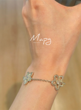 高级大牌感五瓣花朵手链