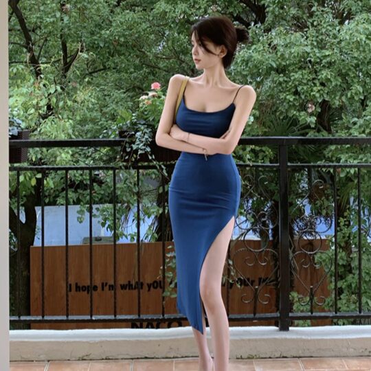 New European and American versatile slim dress for spring and summer, sexy backless slit mid-length hip-packing suspender long skirt for women