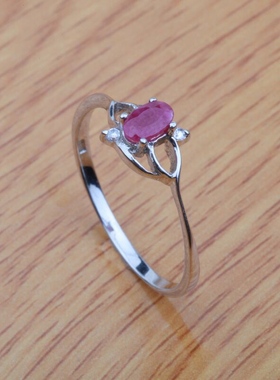 天然斯里兰卡镶钻红宝石戒指