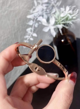 森系百搭学生时尚钛钢日韩手镯女