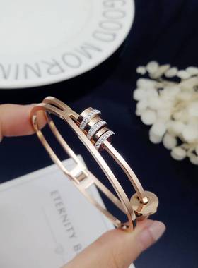 个性不掉色钛钢自由圈圈手镯女