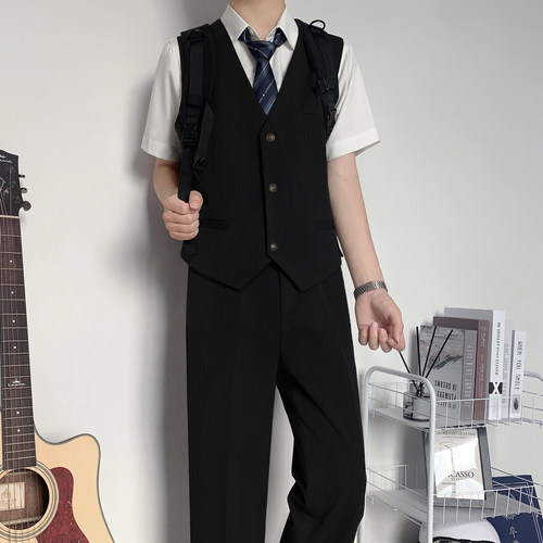 木村叔dk原创刺绣黑色短款西装马甲男生秋季青少年感制服西装背心 - 图0