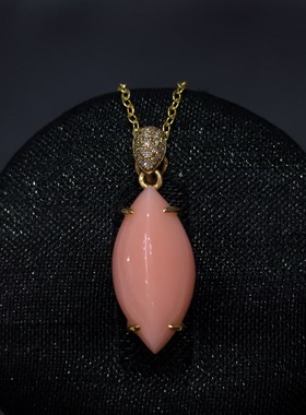 七宝珊瑚：吊坠锁骨链饰品时尚百搭18K金镶嵌钻石吊坠