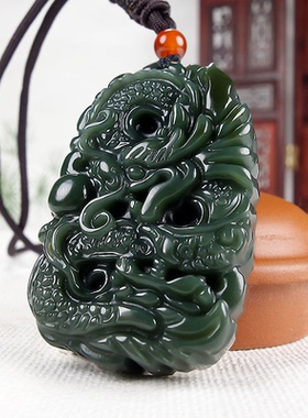 男士吊坠神龙天然挂件项链护身大气高档礼品和田玉龙牌护主男