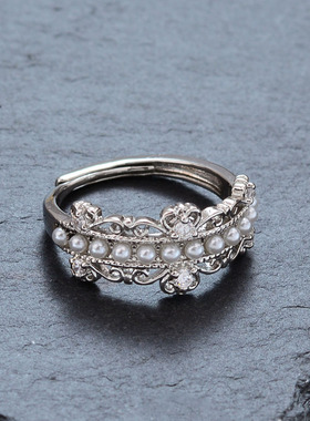 轻奢蕾丝花边皇冠珍珠戒指女古法复古宫廷风食指戒气质百搭指环