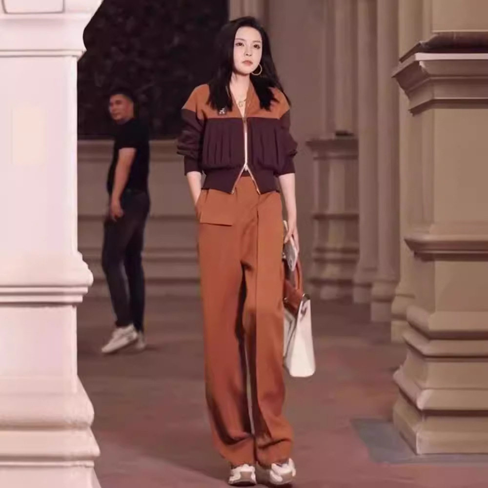 欧货休闲运动套装女秋季时尚感设计感港风卫衣两件套,淘宝优惠券,粉丝福利购,淘宝优惠卷