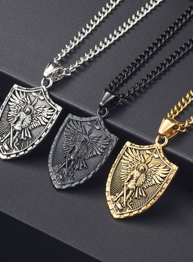 钛钢战神天使盾牌男士项链霸气嘻哈不掉色高级感不锈钢吊坠毛衣链