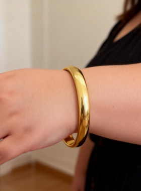 特大号手镯钛钢女款胖妹