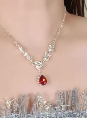 「月光女神」超闪红色锆石项链新款小众高级感锁骨链轻奢网红颈链