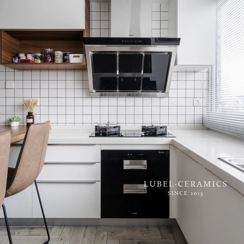 ЛЮБАРА Слот маленькая белая кирпичная настенная плитка