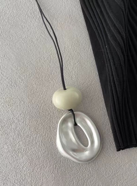 2025年新款设计感不规则项链