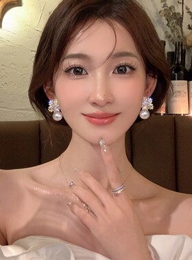 精致满钻雪花珍珠耳环小众设计高级感耳钉女轻奢复古网红气质耳饰