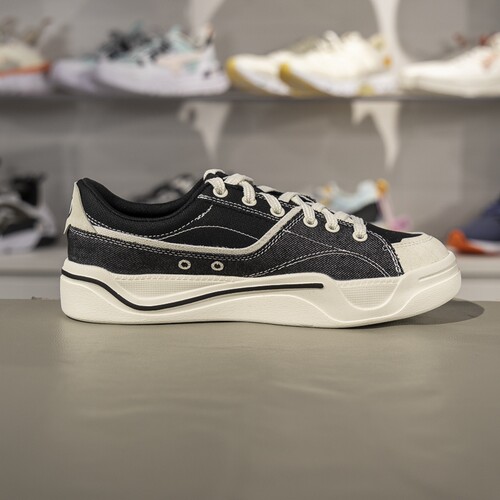 李宁轻帆帆布鞋男女同款2025新款情侣时尚低帮经典休闲鞋AGCV065 - 图1