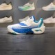 ເກີບບ້ວງຜູ້ຊາຍ Li-Ning ດູດຊຶມແລະຟື້ນຕົວຕ່ໍາ