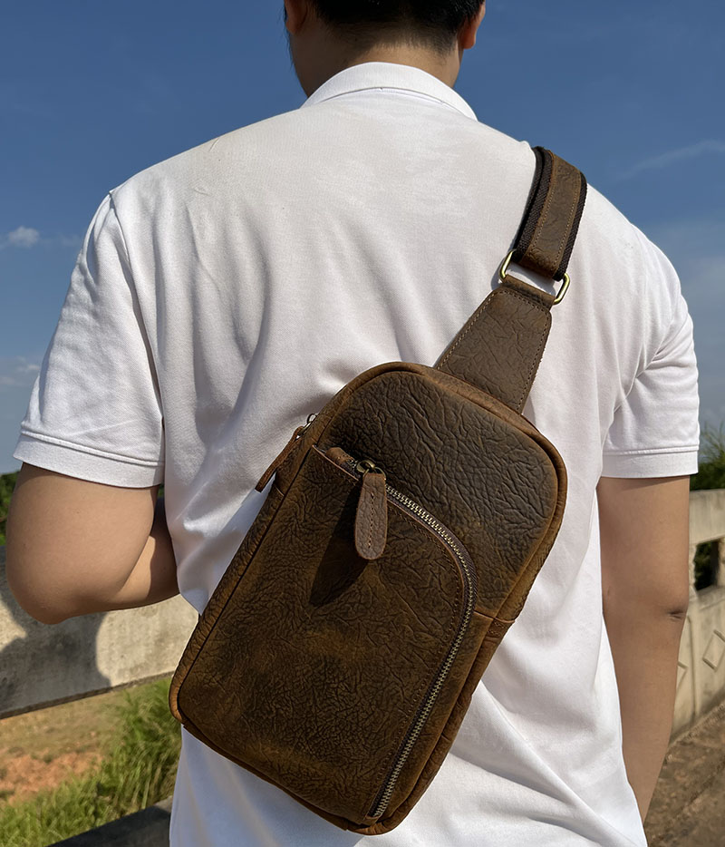 First-layer genuine leather large-capacity chest bag