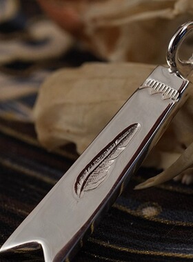 【溪迟】larrysmith 风切羽 錾刻 吊坠 旗帜