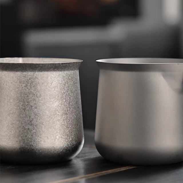 Pure titanium fair cup portable side handle integrated tea drain titanium tea divider teapot ຊາທະເລ Kungfu ຊາຊຸດອຸປະກອນເສີມ