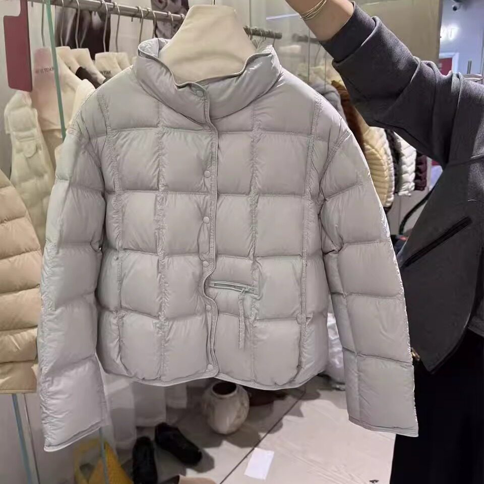 小个子轻薄短款羽绒服女2025冬季新款时尚立领显瘦白鸭绒保暖外套