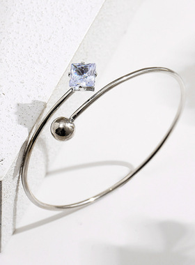 Open bracelet women手镯高级小众开 口设计镶钻方形时尚简约手镯