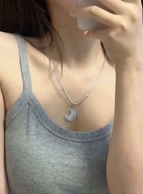 七夕节情侣百搭冷清小众锁骨链吊坠项链白月光月牙轻奢小众月亮