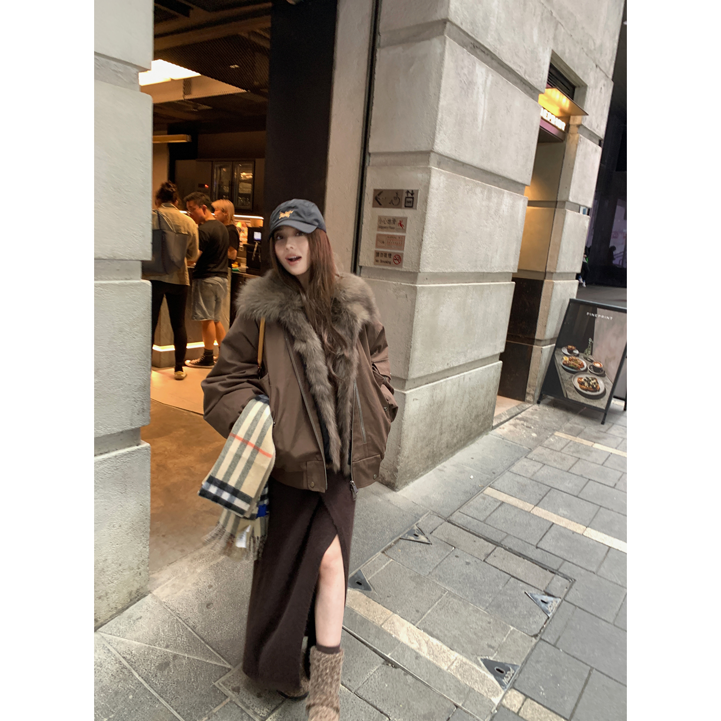 NanaByNana【北欧新宠】狐狸毛领鹅绒派克羽绒服内里兔毛皮草外套 - 图2