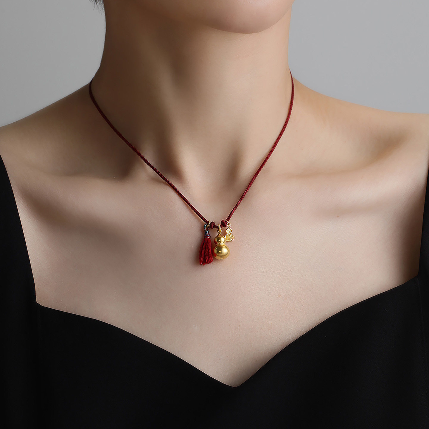 明牌珠宝顺意福禄古法黄金吊坠 足金平安葫芦编绳流苏套链AFC0920,淘宝优惠券,粉丝福利购,淘宝优惠卷