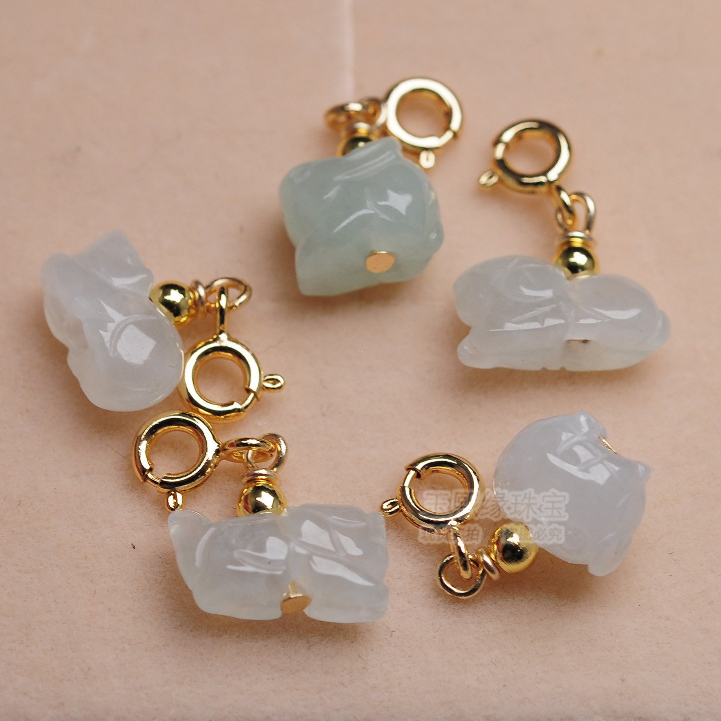 A货翡翠十二生肖小吊坠迷你小羊虎马狗玉石DIY小配件万能扣小滴溜,淘宝优惠券,粉丝福利购,淘宝优惠卷