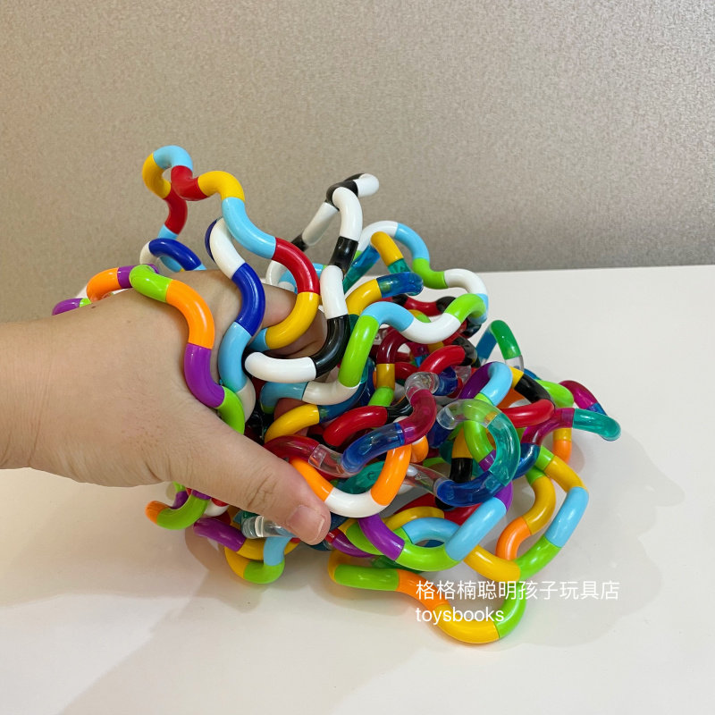 Transformation Twist Le Twist Rope Vent and Decompress Small Toy