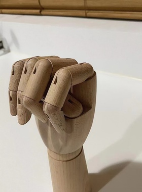 汉德卡拉装饰手实木桌面摆件