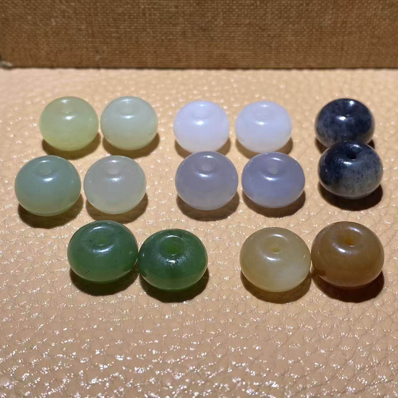 天然和田玉碧玉糖白玉青花黄口料小平安扣面包圈算盘隔珠DIY配饰,淘宝优惠券,粉丝福利购,淘宝优惠卷