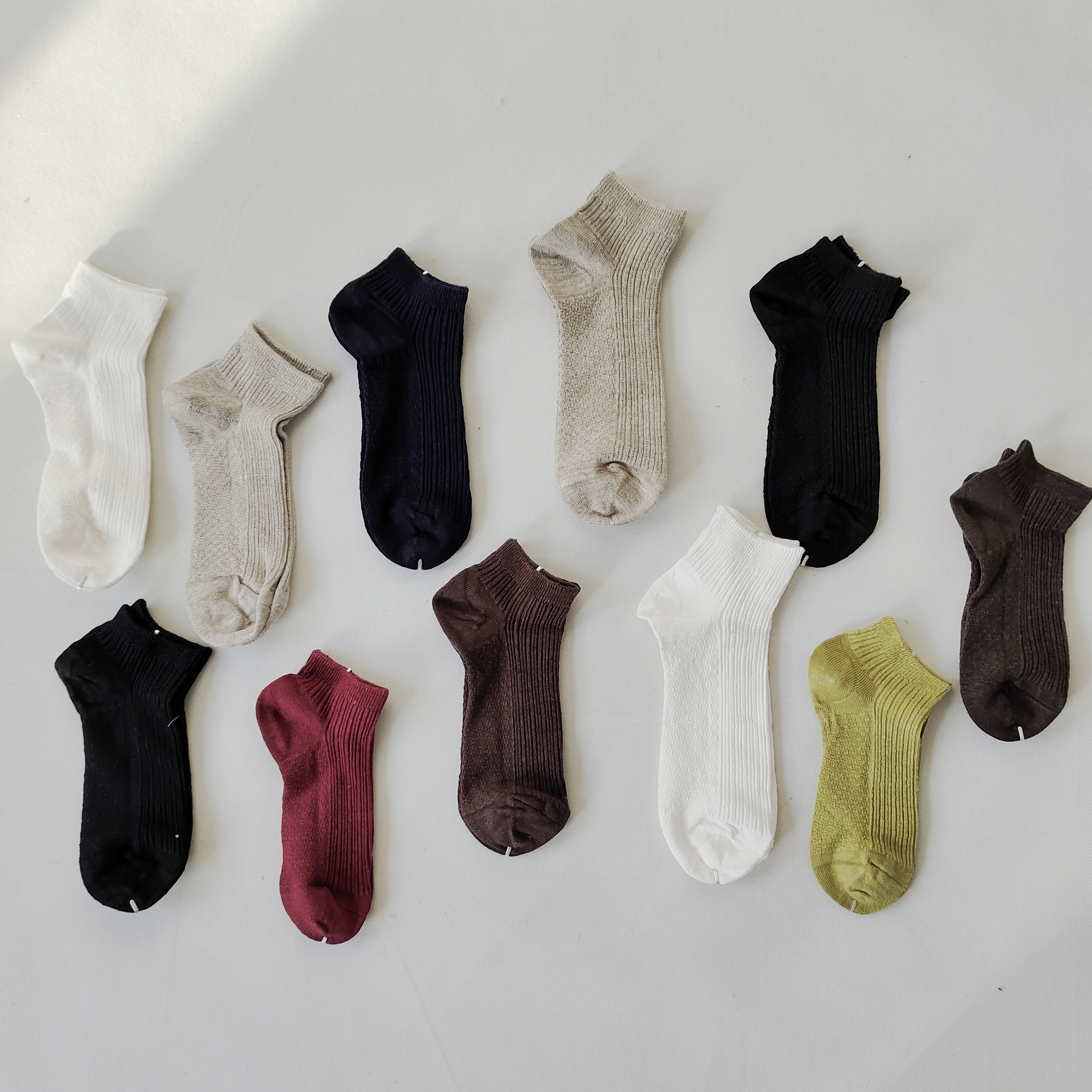 早春新款男女短筒大麻袜防臭夏季透气简约潮流运动干爽短筒袜