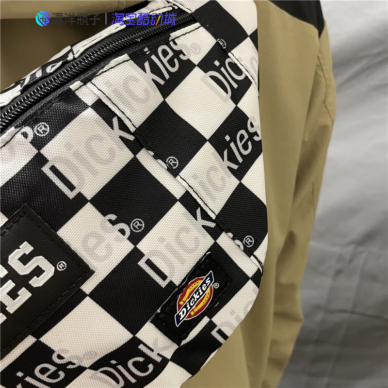 Dickies 蒂克 黑白棋盘格 Logo印花单肩包休闲运动百搭斜挎腰包